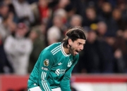 开云体育直播-利物浦球员赛后受伤离场，对球队影响较大的简单介绍