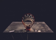 开云平台-欧文穿针引线激活全队，国王压哨绝杀终结绿军连胜