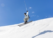 开云体育中国官网-攻防统治！哈弗茨全能闪耀，荷兰风暴一波流击溃马德里竞技