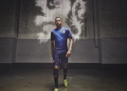 开云体育下载-骑士对阵步行者，乔治关键节点连续得分，诠释巨星本色