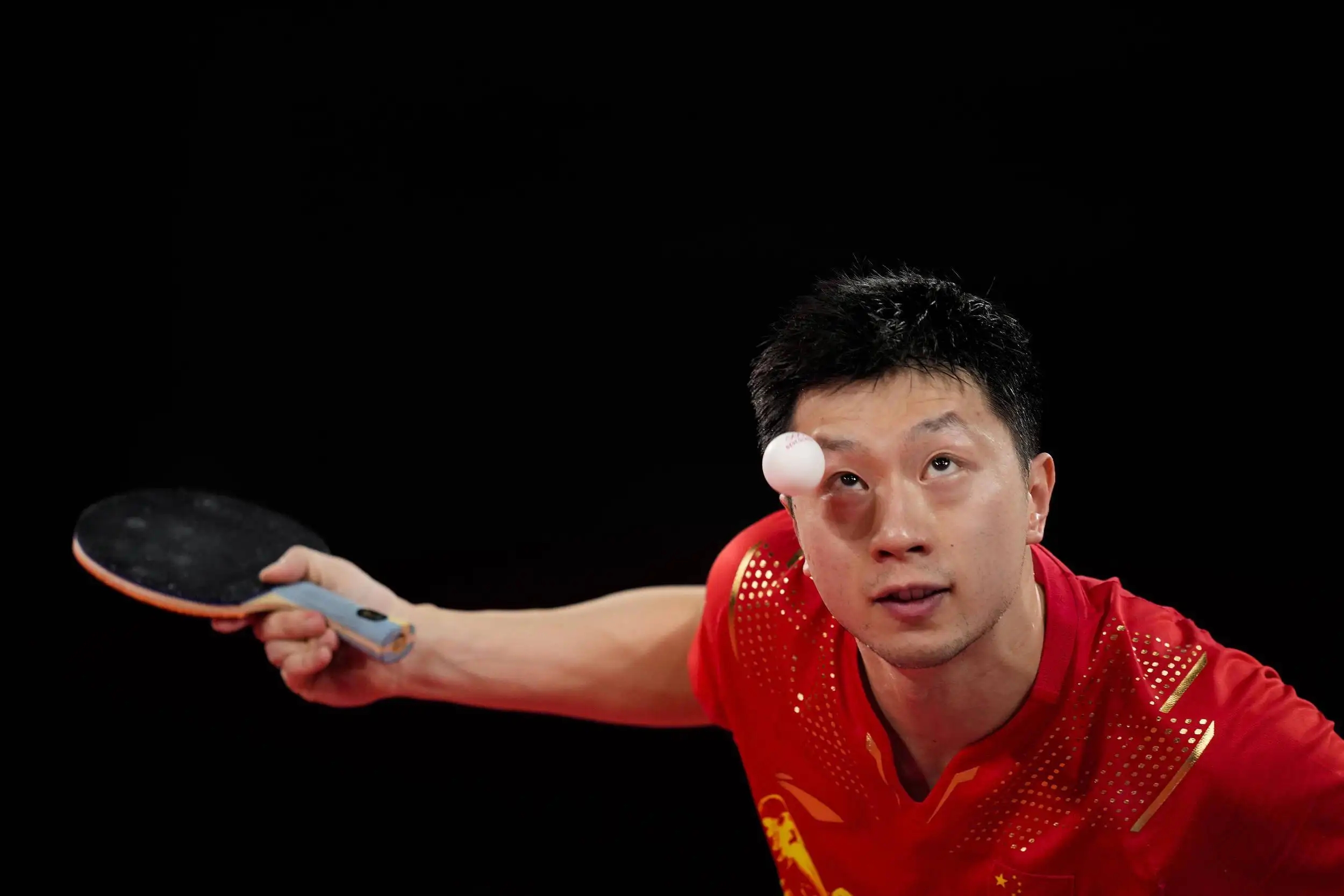 奥地利乒乓球队险胜法国乒乓球队，马龙送出助攻