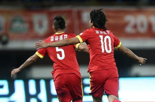 包含恒大客场狭胜，提前实现保级目标！的词条