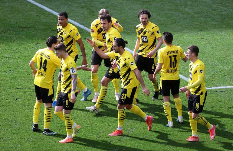 包含奥格斯堡欲提前保级，瞄准对手将其斩首的词条