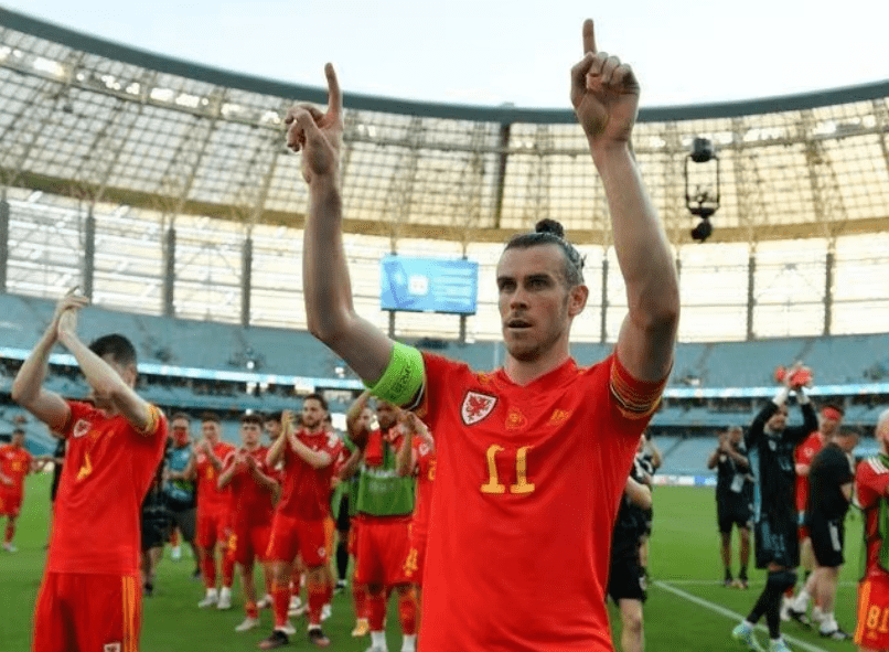 包含土耳其实力出众，轻松晋级下一轮的词条