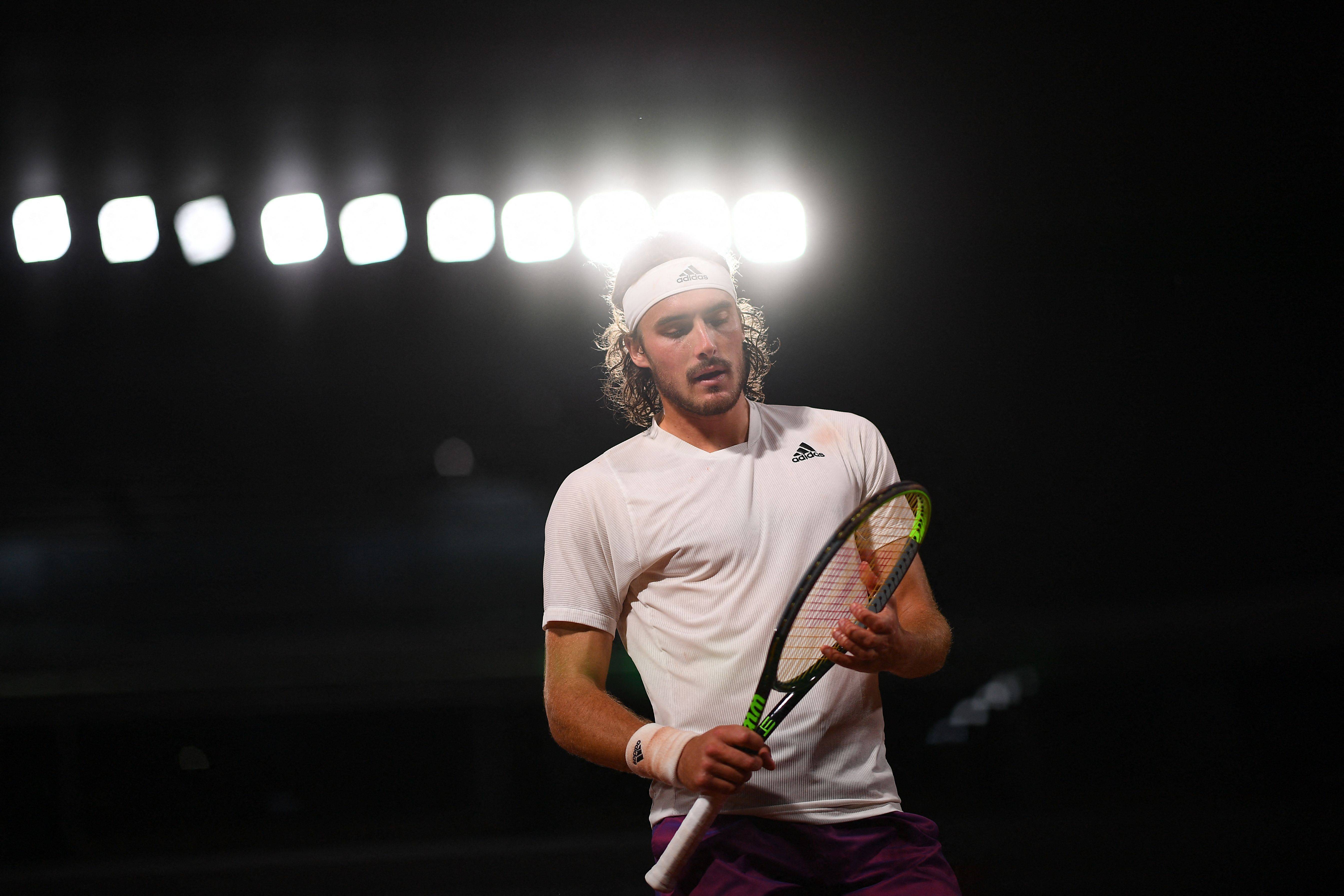 包含美网横扫年终总决赛，西西帕斯刷新纪录的词条