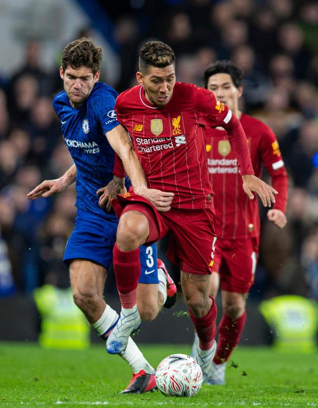 包含韩国队险胜英格兰队，奥恰洛夫惊艳四座的词条