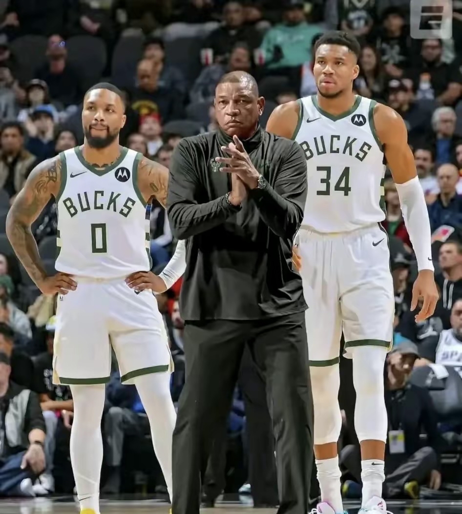 包含雄鹿逆转步行者，范弗利特扛起全队的词条