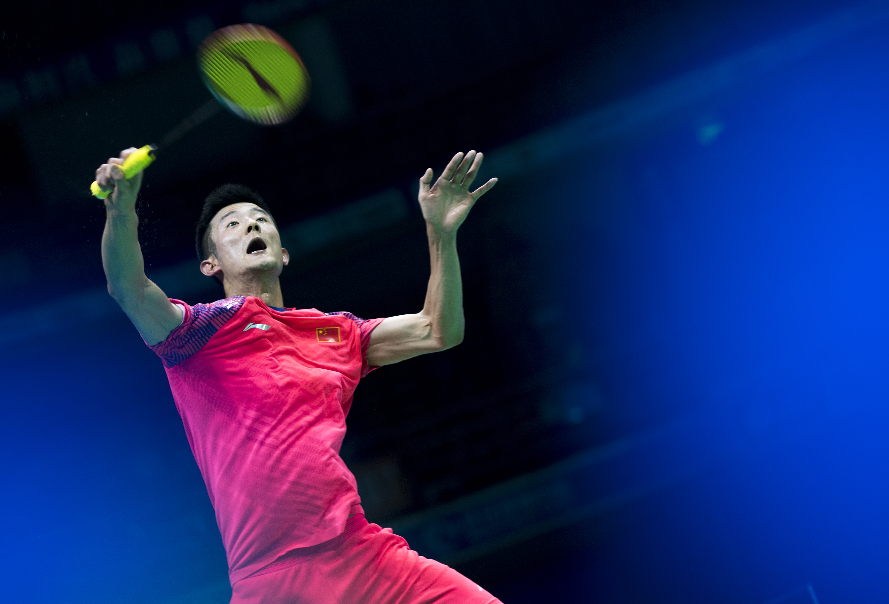 包含英格兰羽毛球队力克马来西亚羽毛球队，谌龙惊艳世界的词条