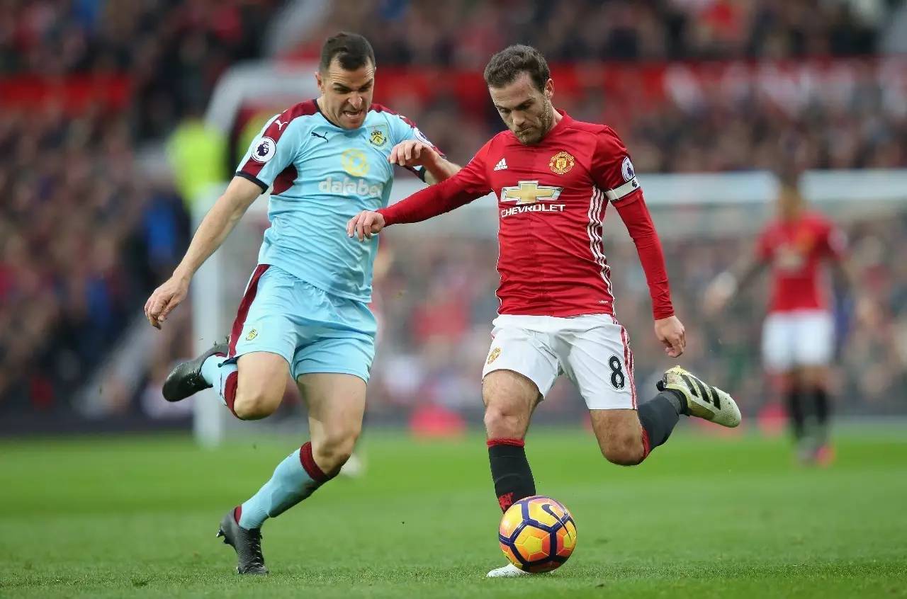 关于瓦伦西亚鏖战智利，博格巴2送出助攻的信息