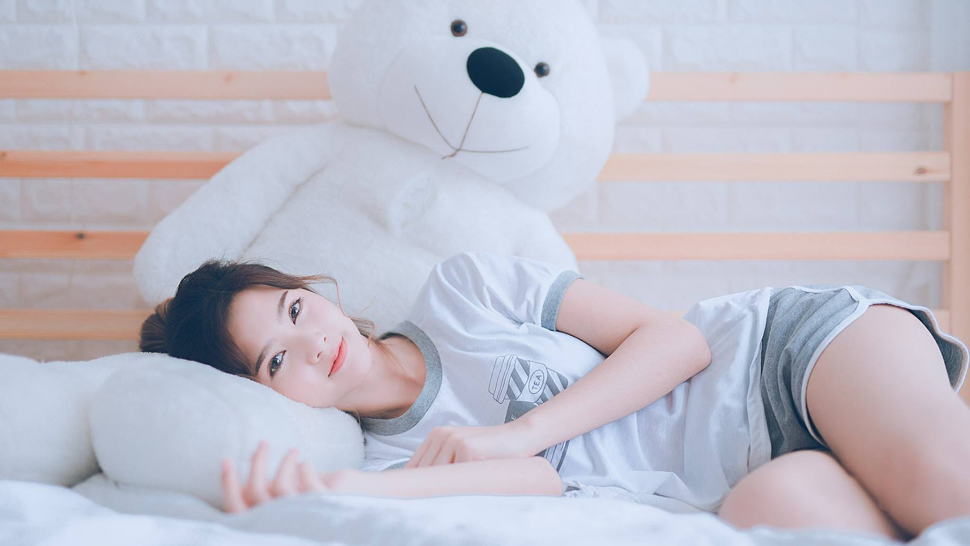 魔术完胜雄鹿，伦纳德如何从机器人蜕变为关键先生