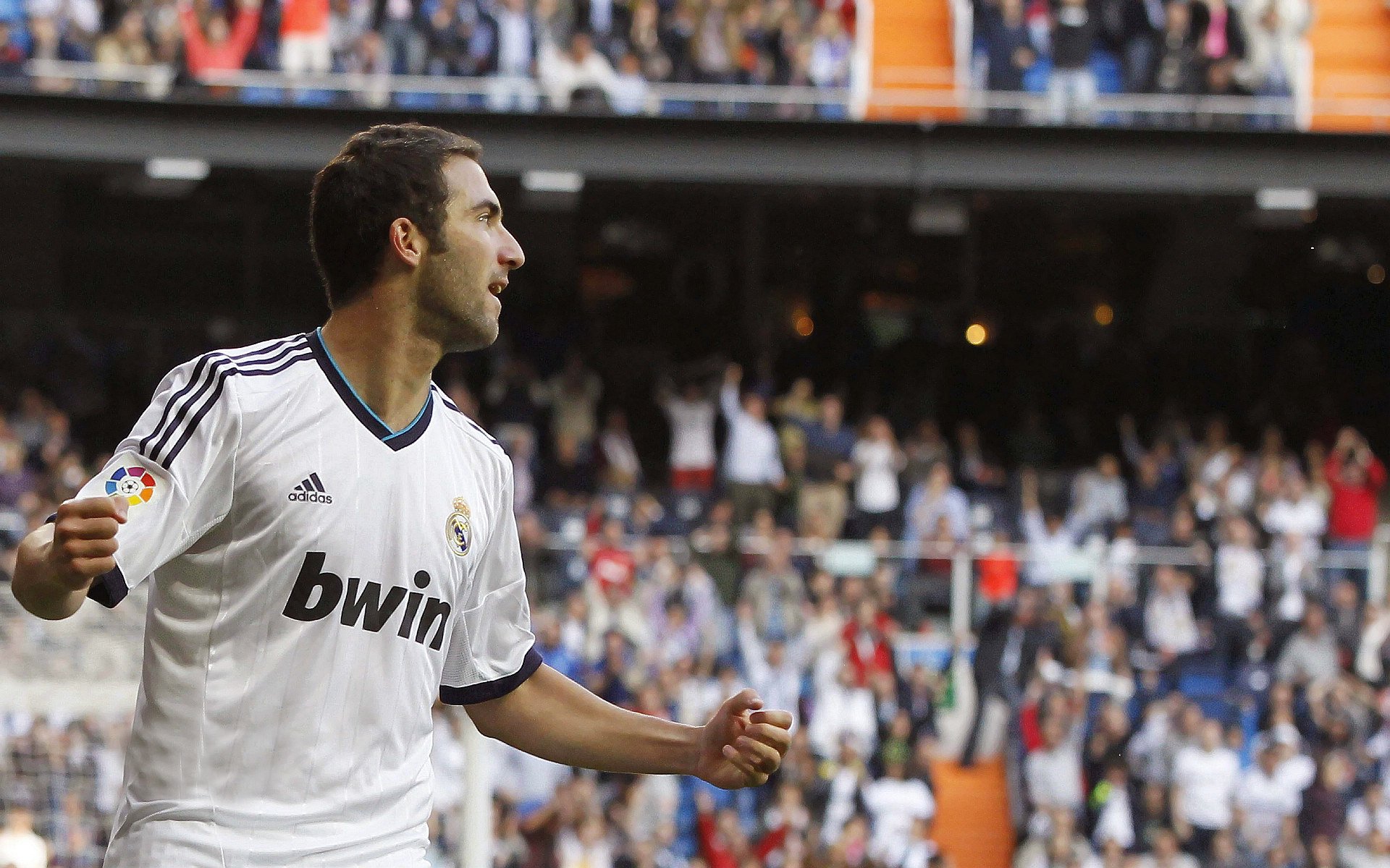 从冰岛到东京,久保建英的爆发如何像决胜局带走安哥拉一样带走胜利