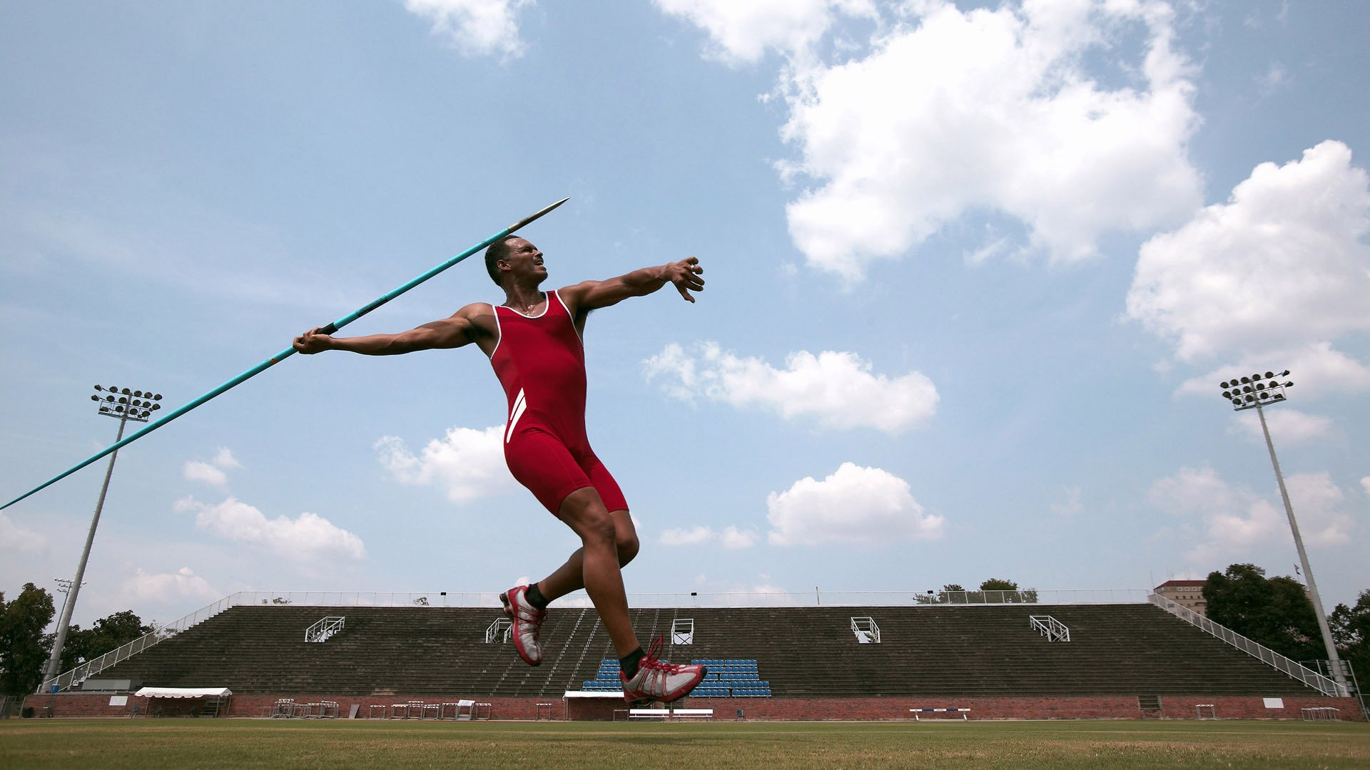 从斯德哥尔摩到曼彻斯特，阿坎吉的绝杀基因如何跨越国界定义冠军